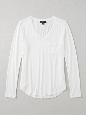 Attention Size XL White Long Sleeve V-Neck T-Shirt with Chest Pocket Basic